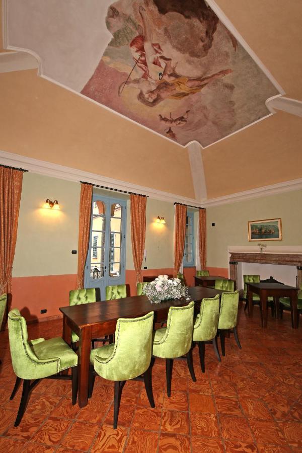Palazzo Del Vicere Aparthotel เลซเซโน ภายนอก รูปภาพ
