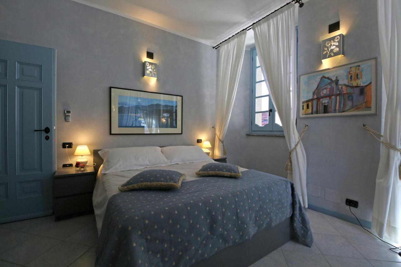 Palazzo Del Vicere Aparthotel เลซเซโน ภายนอก รูปภาพ