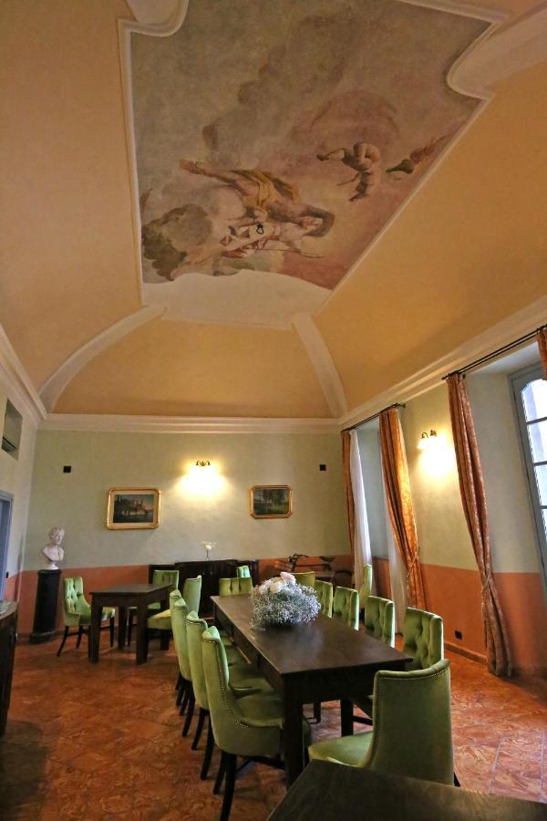 Palazzo Del Vicere Aparthotel เลซเซโน ภายนอก รูปภาพ